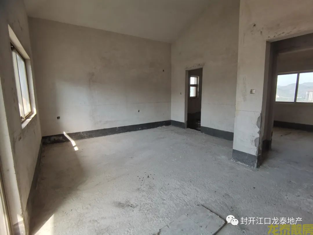 碧桂园南向毛坯4房