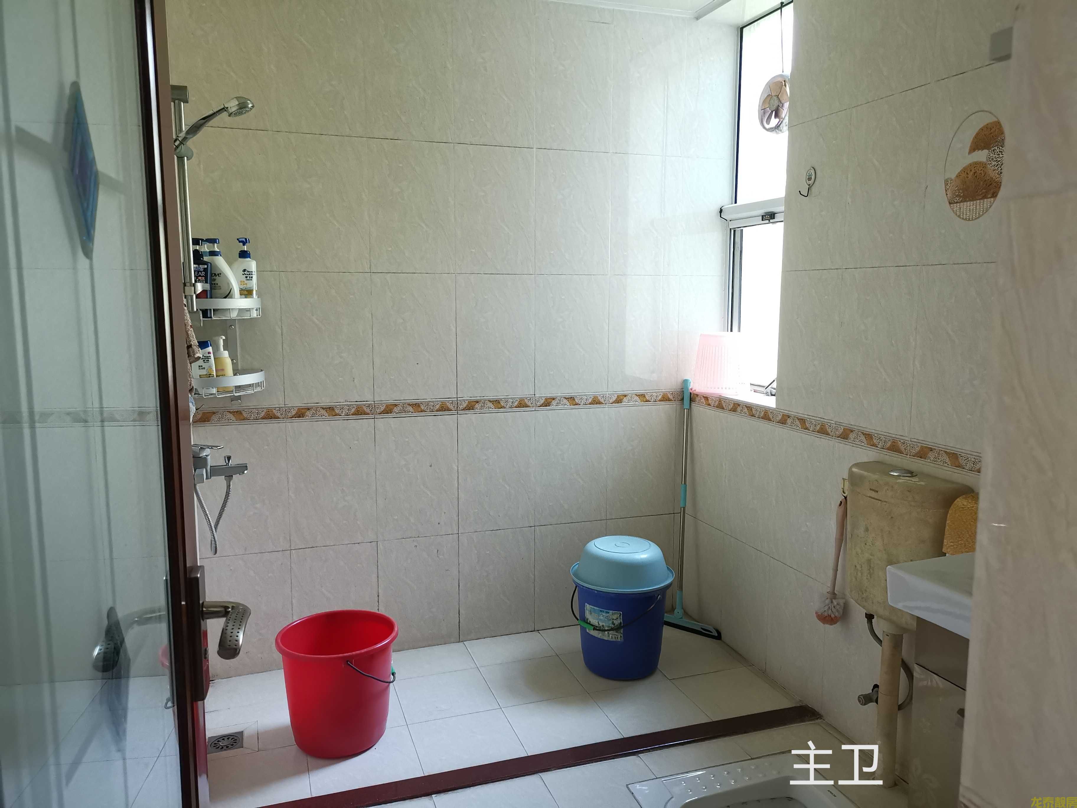 山水雅苑大三房出售