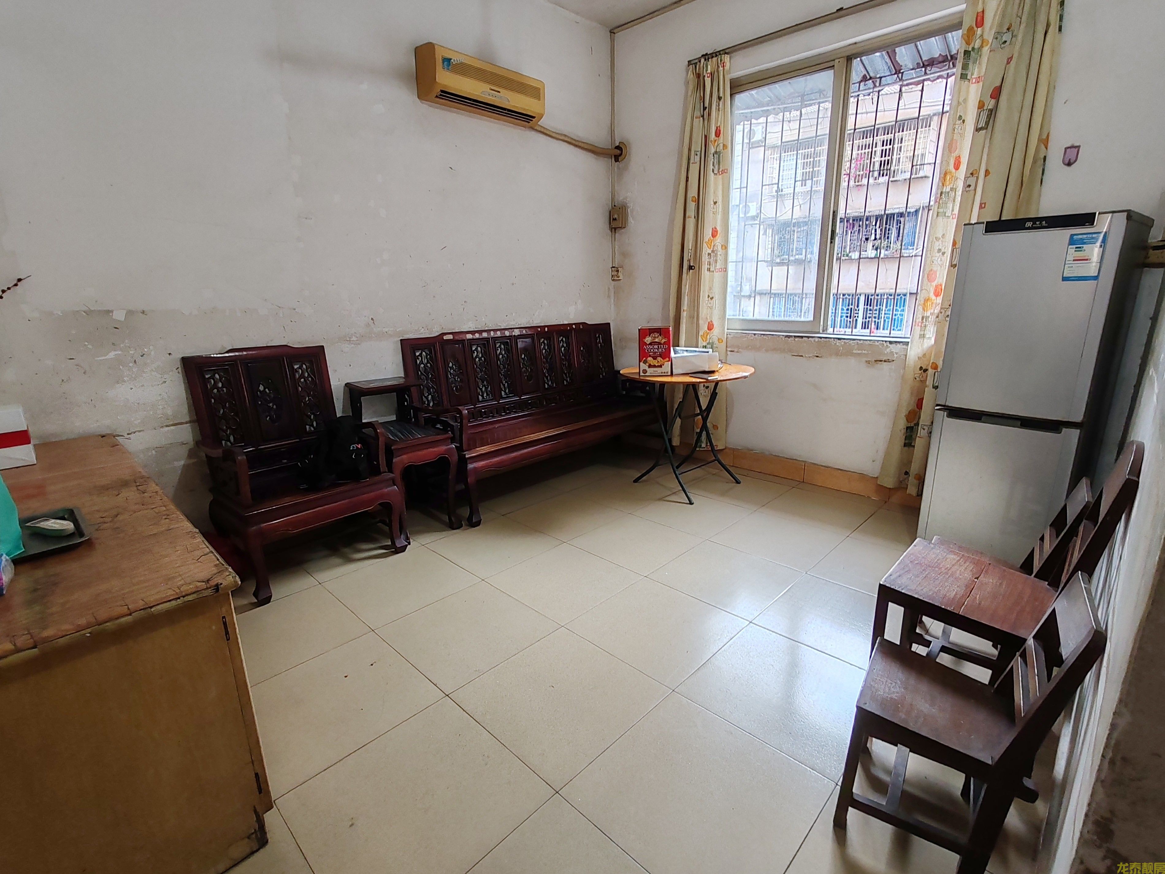 江口城区步梯3楼一厅一房