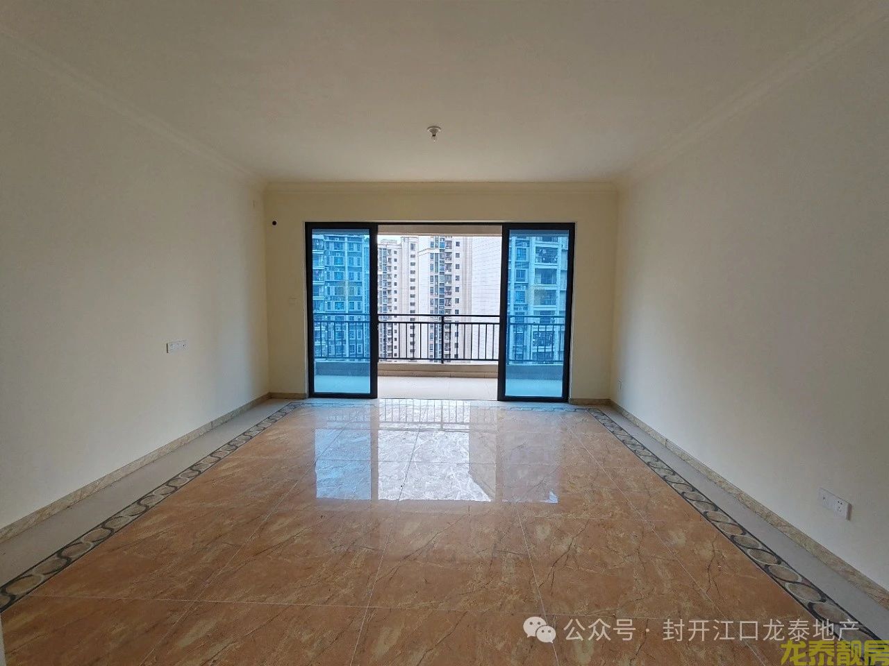 碧桂豪园一梯一户精装新房