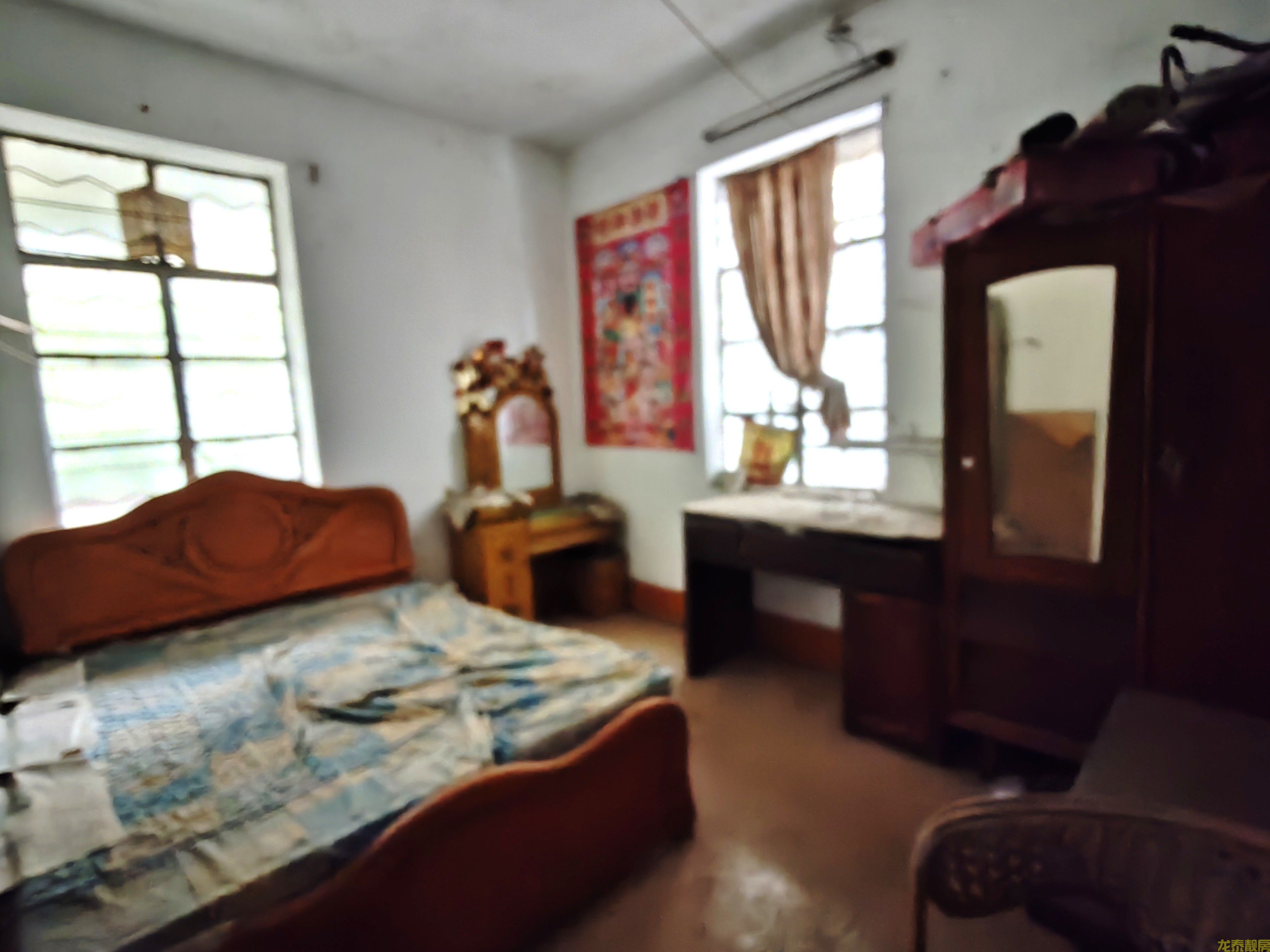 一中门口步梯三楼