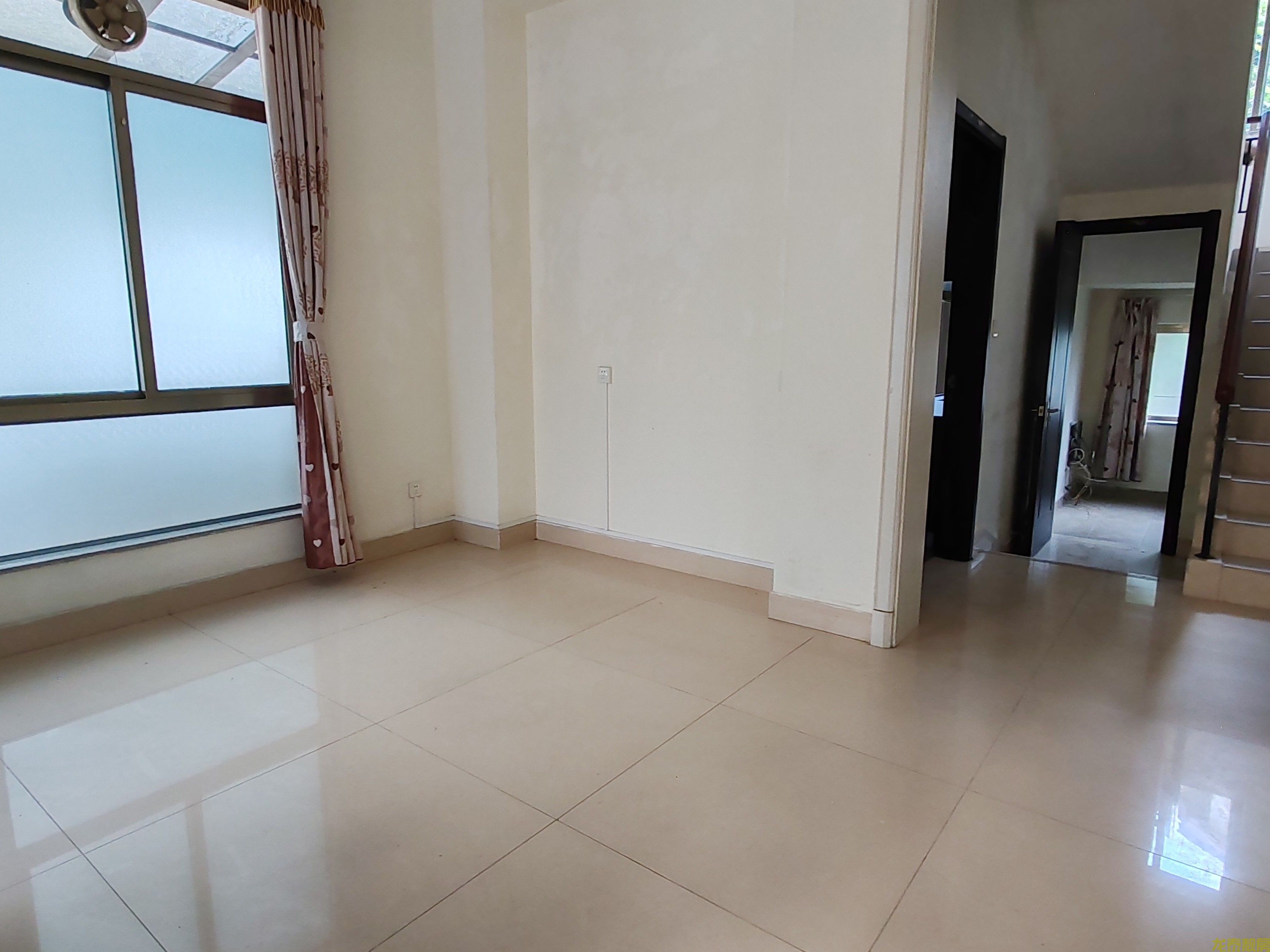 碧桂园单边位200多平大别墅