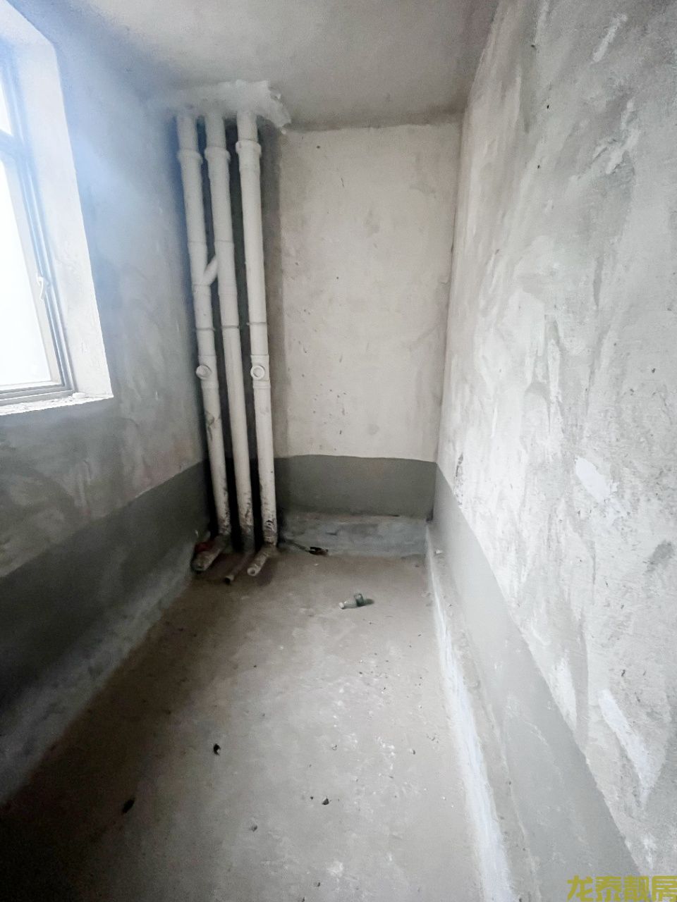 县府广场旁星河御景好房出售！