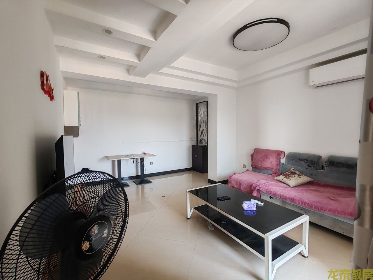 香槟一号 刚需小户型 两房一厅