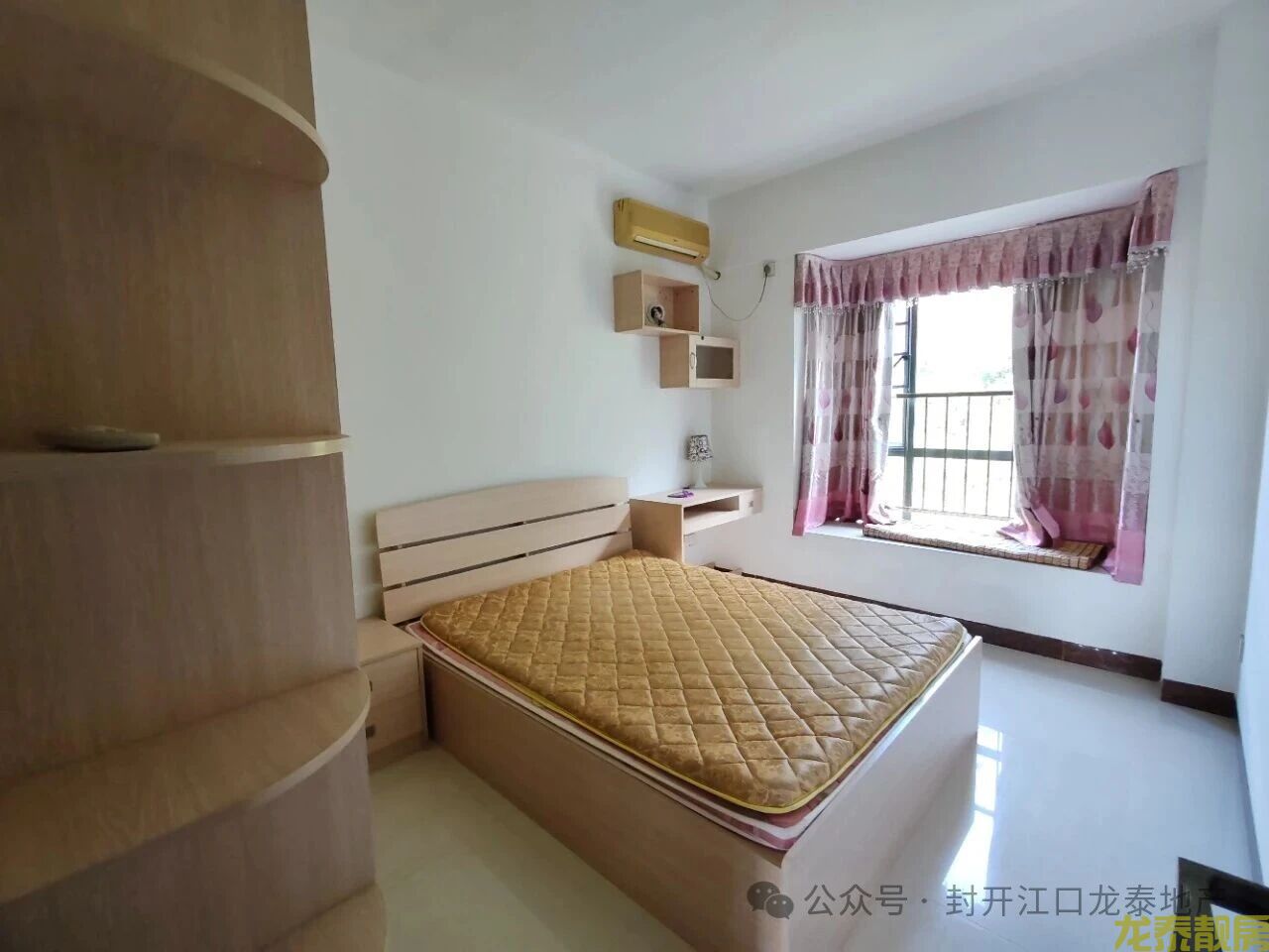 和富花园电梯中间楼层精装三房